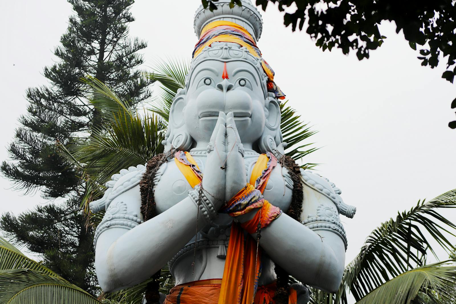 हनुमान जी के लिए दीपदान